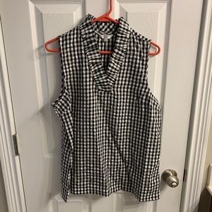 Black/white checkered blouse